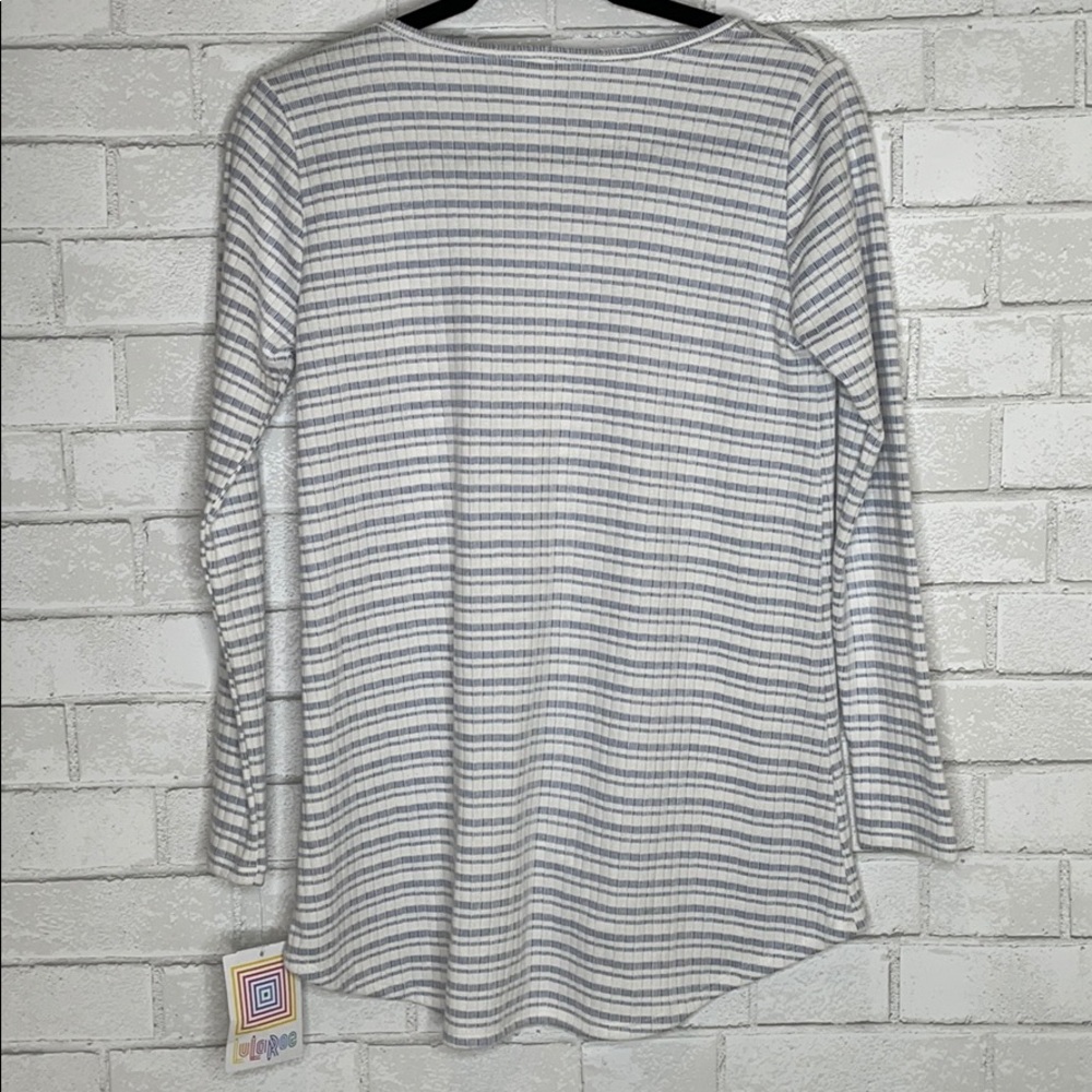 NWT LuLaRoe Striped Lynnae Long Sleeve Top - Picture 5 of 7